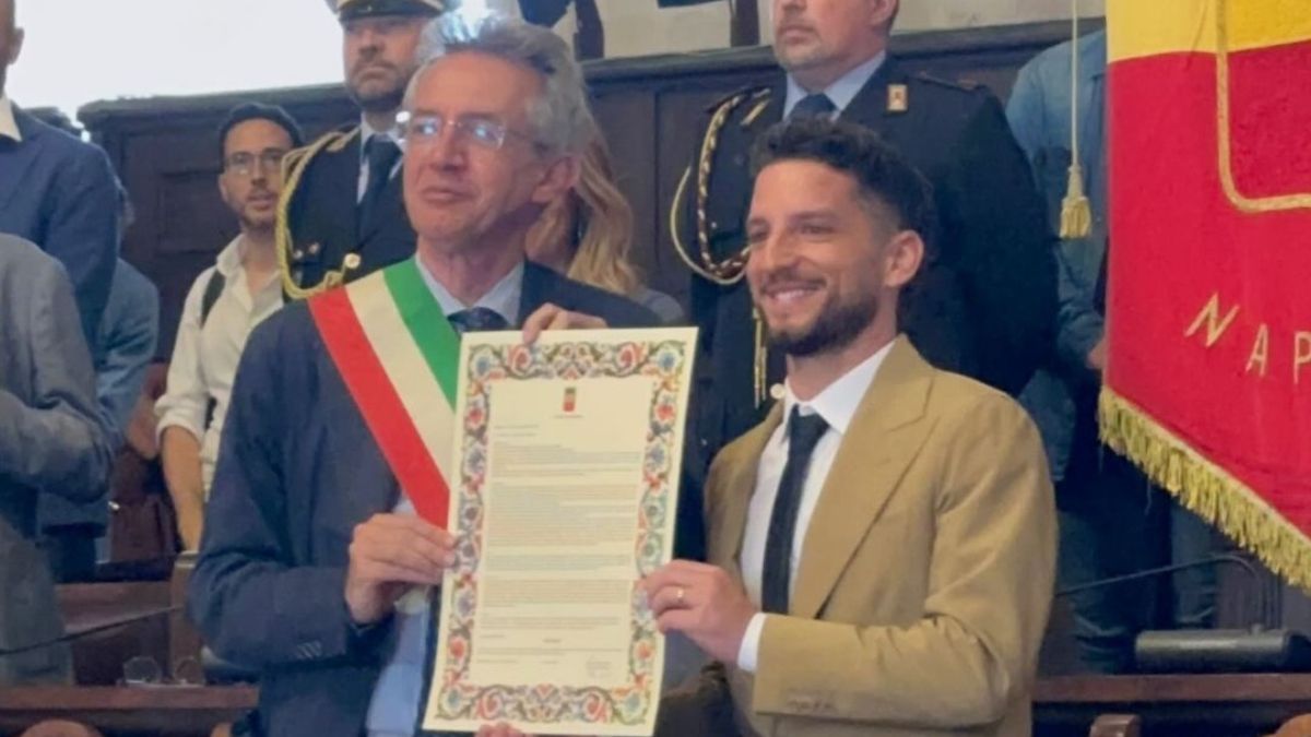Dries Mertens'e fahri Napoli vatandaşlığı verildi