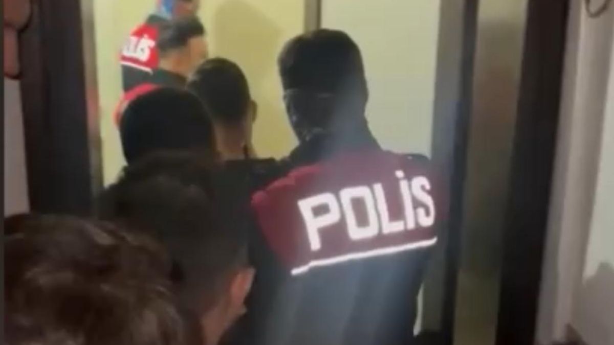 İstanbul'da uyuşturucu ile yakandı: Evlerde silah var