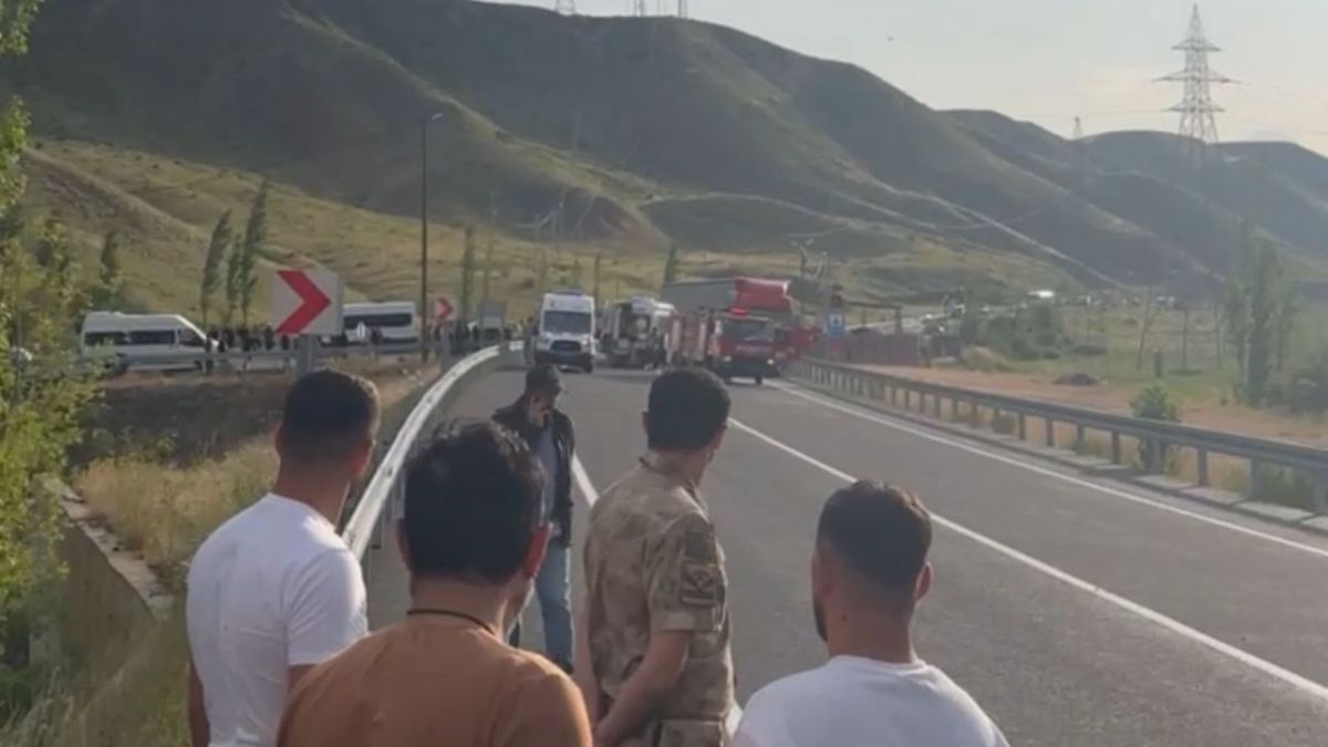 Kars’ta tır ile otomobil çarpıştı: 1 ölü, 2 yaralı