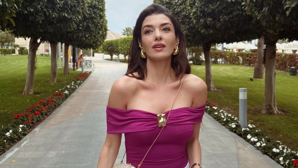Evliliğinin 12. yılı! Oyuncu Aslıhan Güner'den romantik kutlama geldi