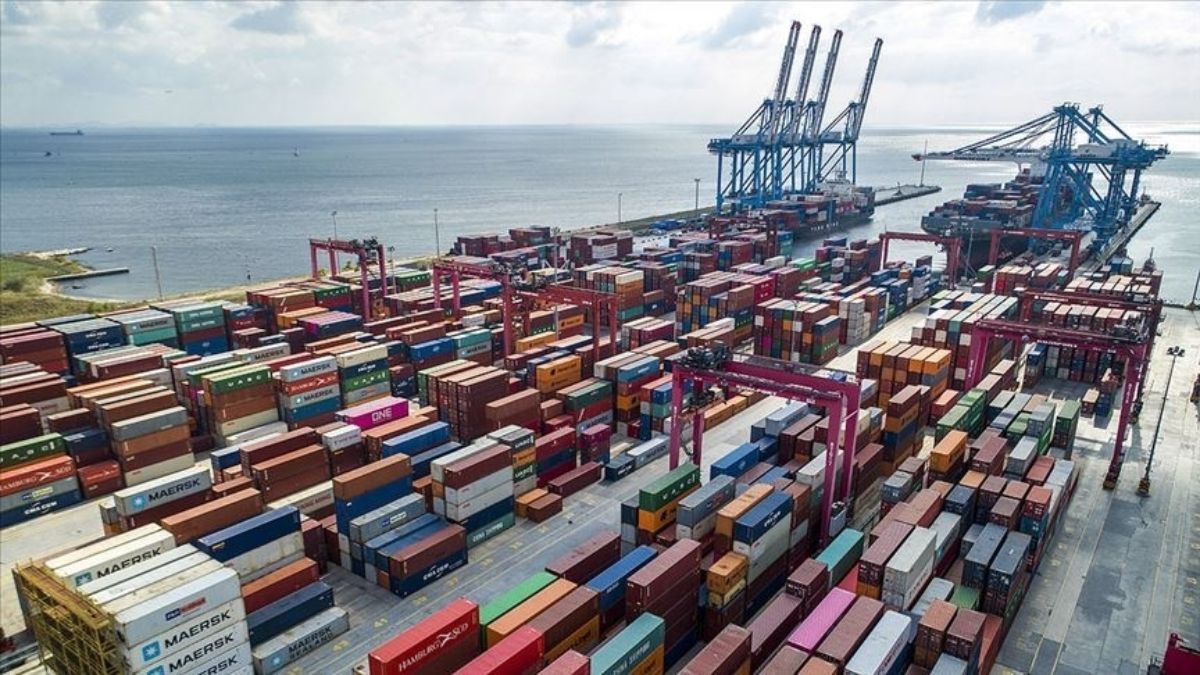 Ticaret Bakanlığı’na bağlı serbest bölgelerin ihracatında tarihi rekor