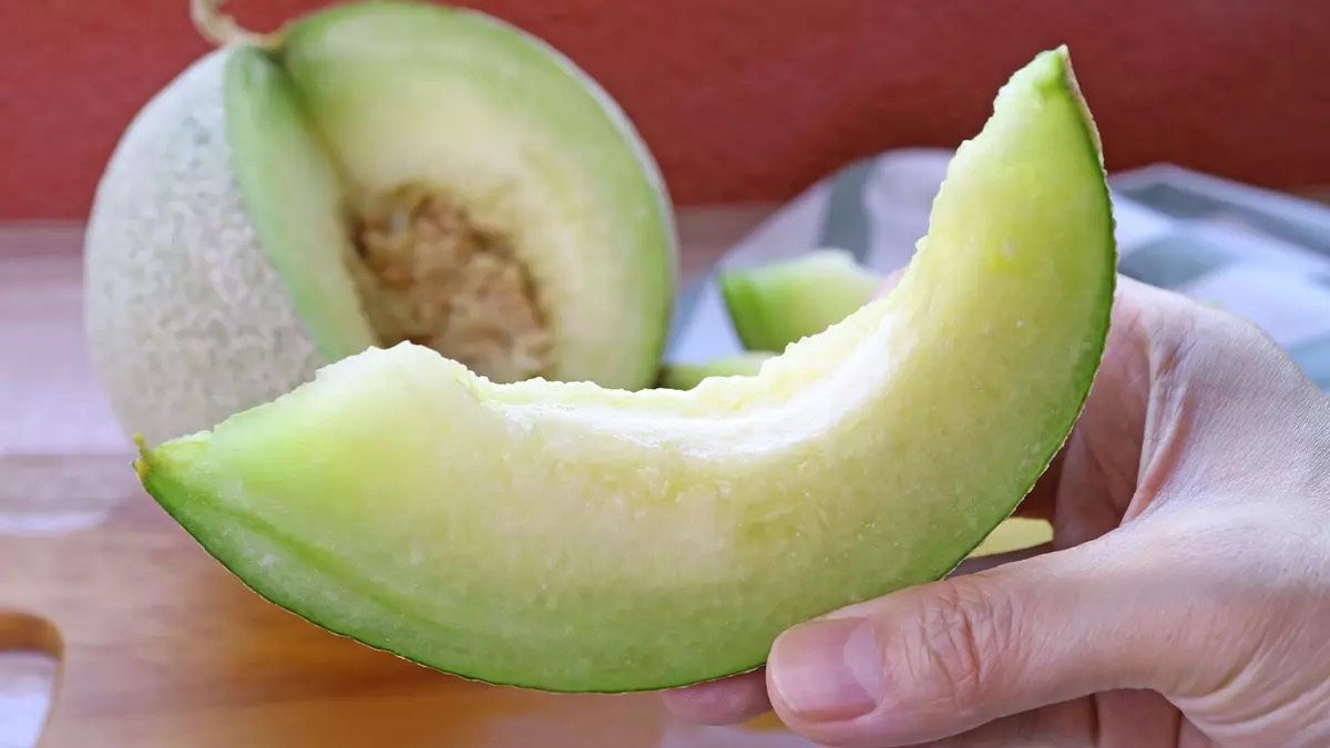 Aç karnına 1 dilim kavun yiyin, bakın ne işe yarıyor