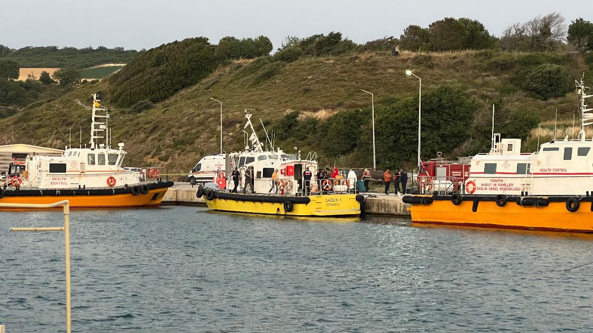 Çanakkale'de sağlık botunda patlama: 1 ölü, 1 yaralı