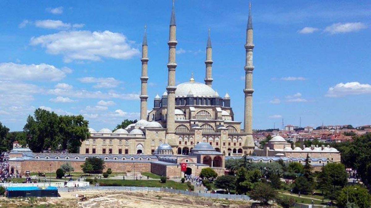 Cuma vakitleri: 13 Haziran 2025 il il namaz saatleri! İstanbul, Ankara, İzmir...