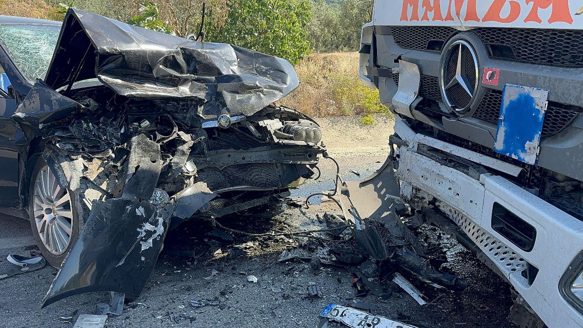 İznik-Yenişehir yolunda feci kaza: 1 ölü 2 yaralı