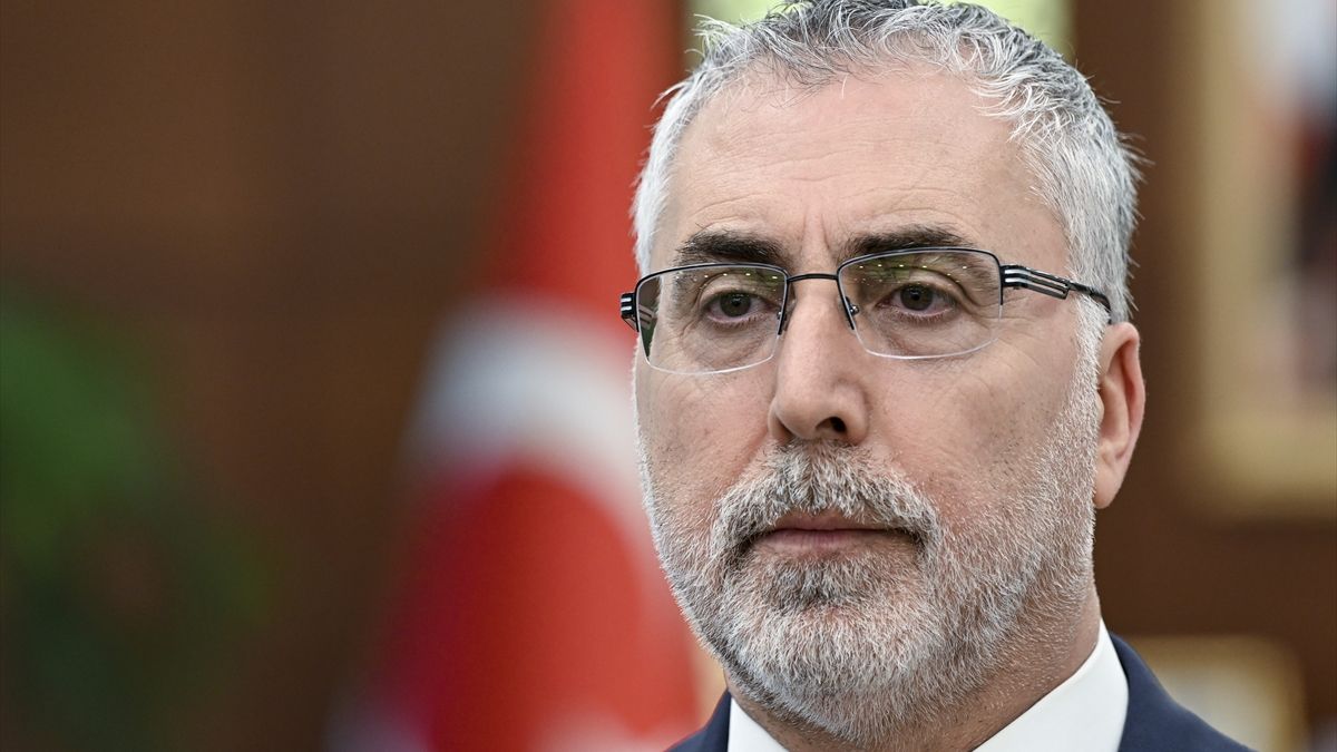 Vedat Işıkhan: Kamu işçileri için bu hafta ikinci teklifimizi vereceğiz