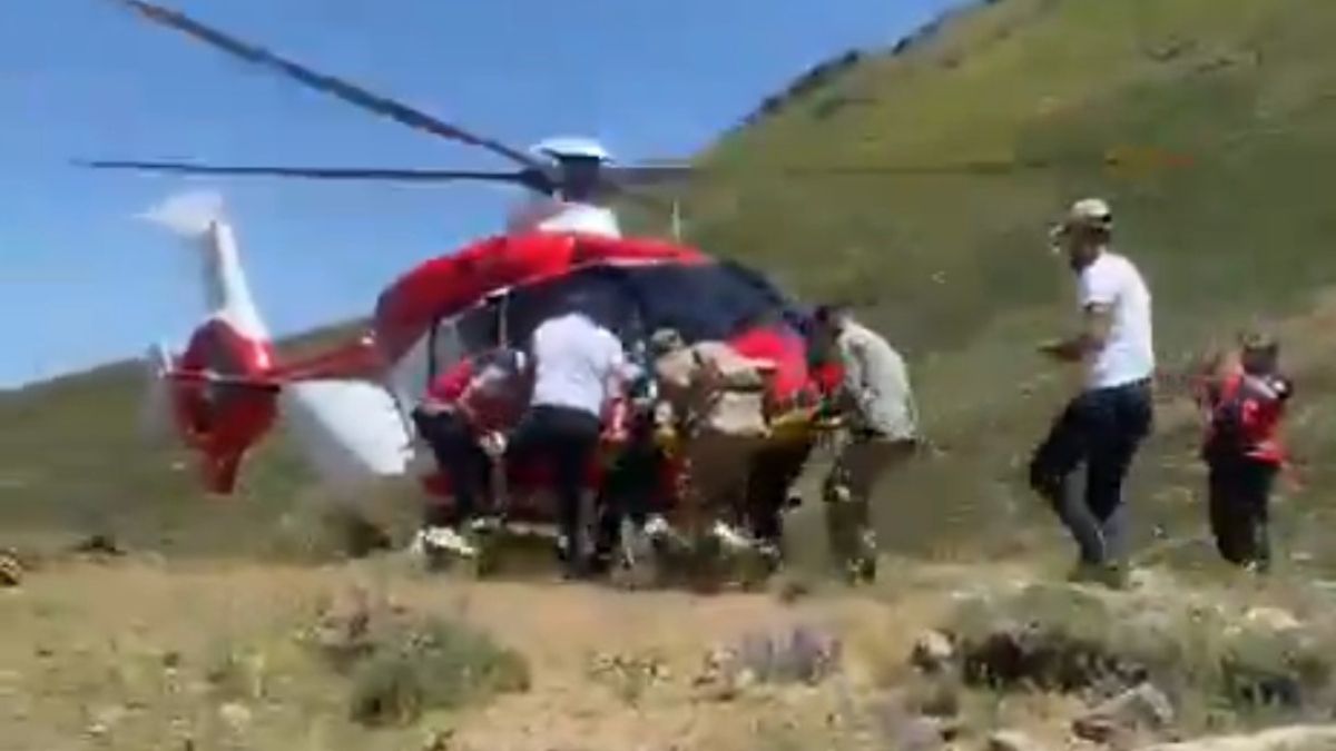 Van'da yaylada yaralanan vatandaş helikopterle hastaneye kaldırıldı