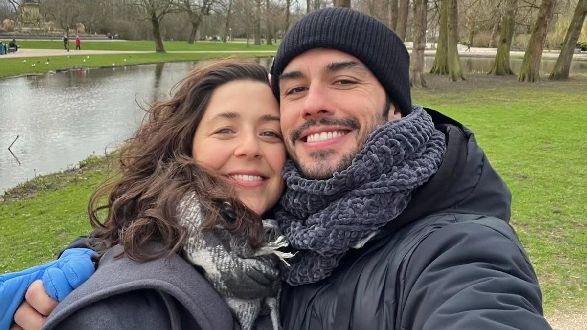 Aras Aydın, Melis Birkan'a nasıl evlilik teklifi ettiğini açıkladı! 'Bireysel emekliliğimi bozdurdum'
