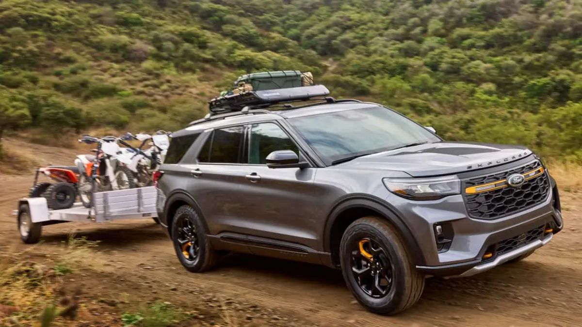 Ford Explorer, Tremor versiyonuyla arazi yeteneklerini sergiliyor