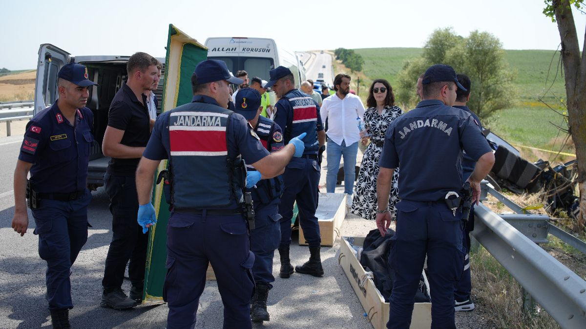 Edirne'de 5 kişinin öldüğü kazadan 2 önce 'bizi ölüm ayırır' paylaşımı