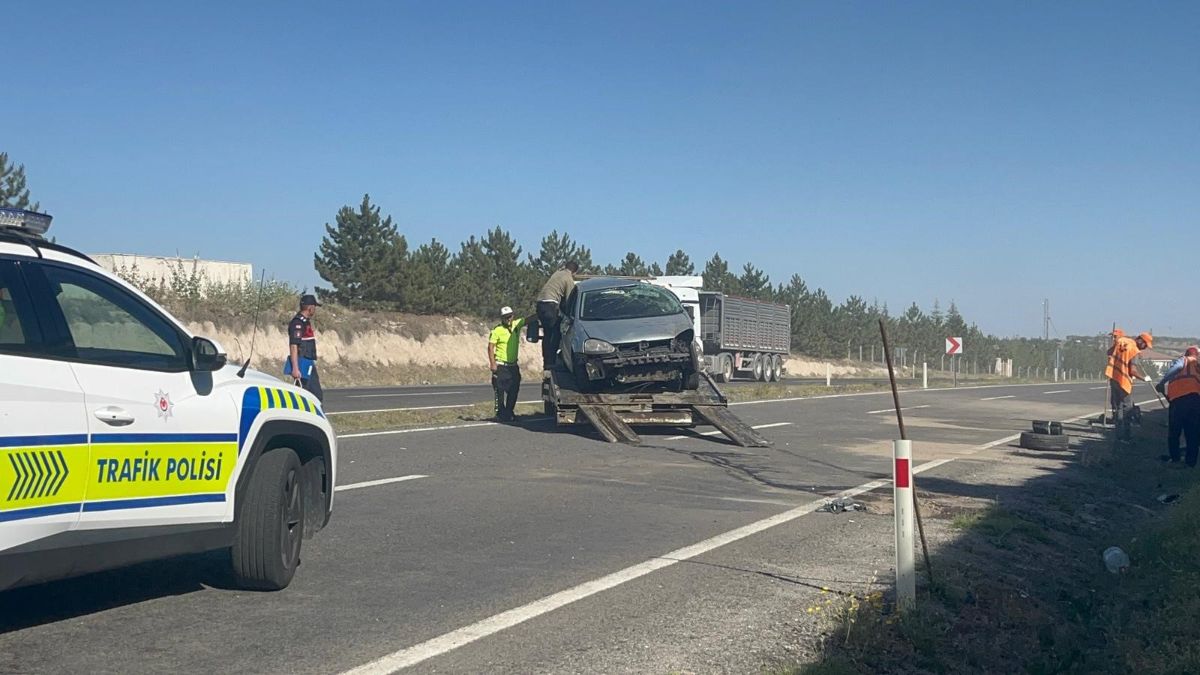 Nevşehir'de takla atan otomobilde anne ölürken, bebeği yaralandı