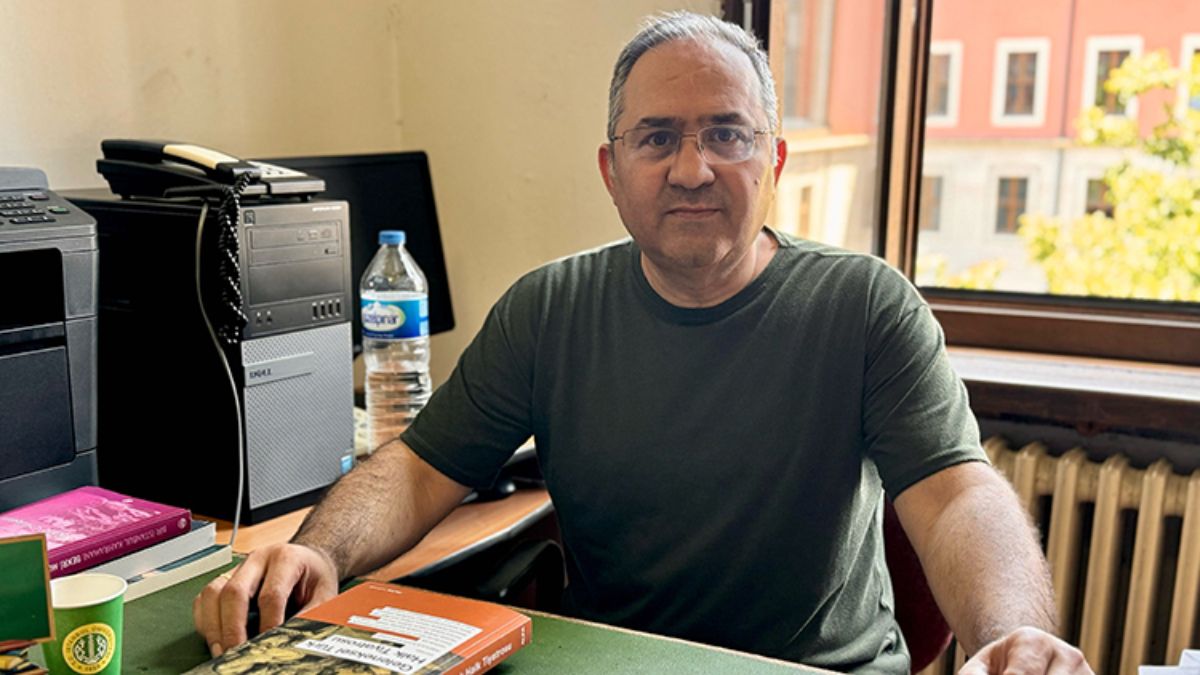 Yapay zeka destekli masal ve oyun: Gelenekten geleceğe bir yolculuk