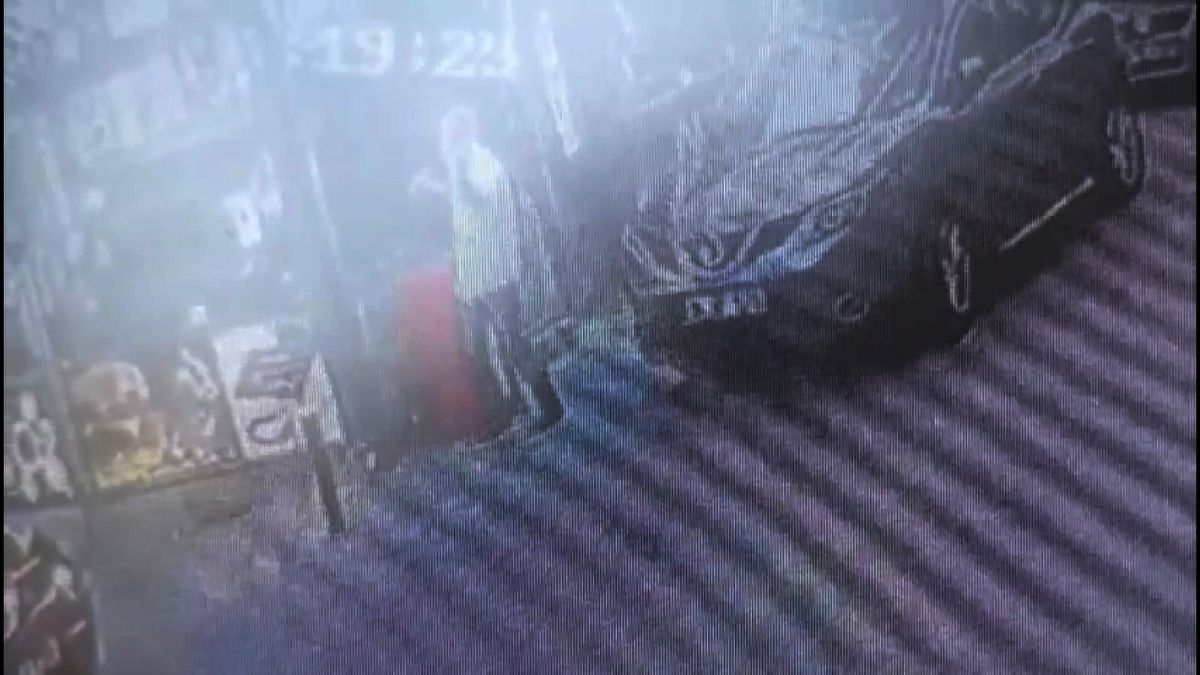 İstanbul'da otomobil almak istedi: Oğlunun arkadaşları tarafından dolandırıldı