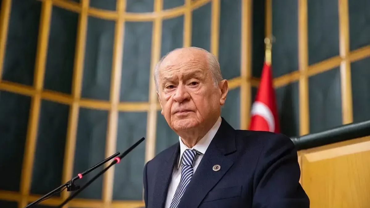 Devlet Bahçeli'den "dublör" kullanıyor diyenlere: Yapay zeka diyen kabak kafalar