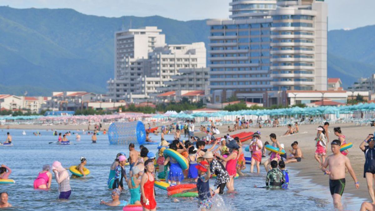 Yasaklar Ülkesinde Şaşırtan Tatil Kompleksi! Eşi Benzeri Yok: Kuzey Kore’den İlginç Kareler...