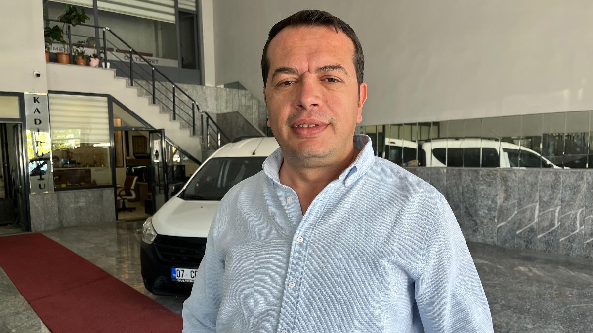 Konya'da galericinin dikkati takdir topladı: Yaşlı adam dolandırılmaktan kurtuldu