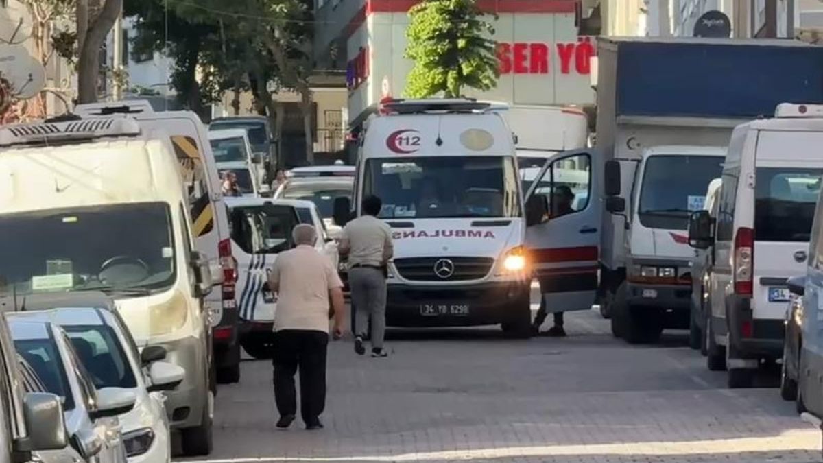 İstanbul Avcılar'da evde silahla vurulan şahıs hayatını kaybetti