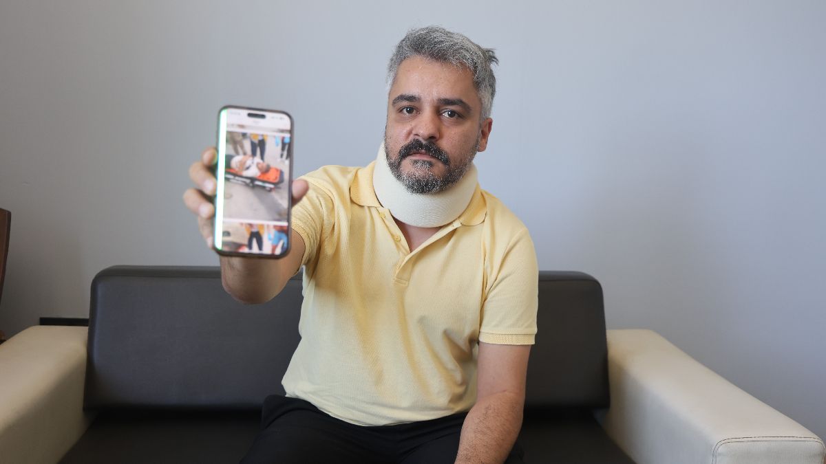 Hatay'da hafriyat kamyonunun ezdiği otomobilden nasıl sağ çıktığına inanamıyor