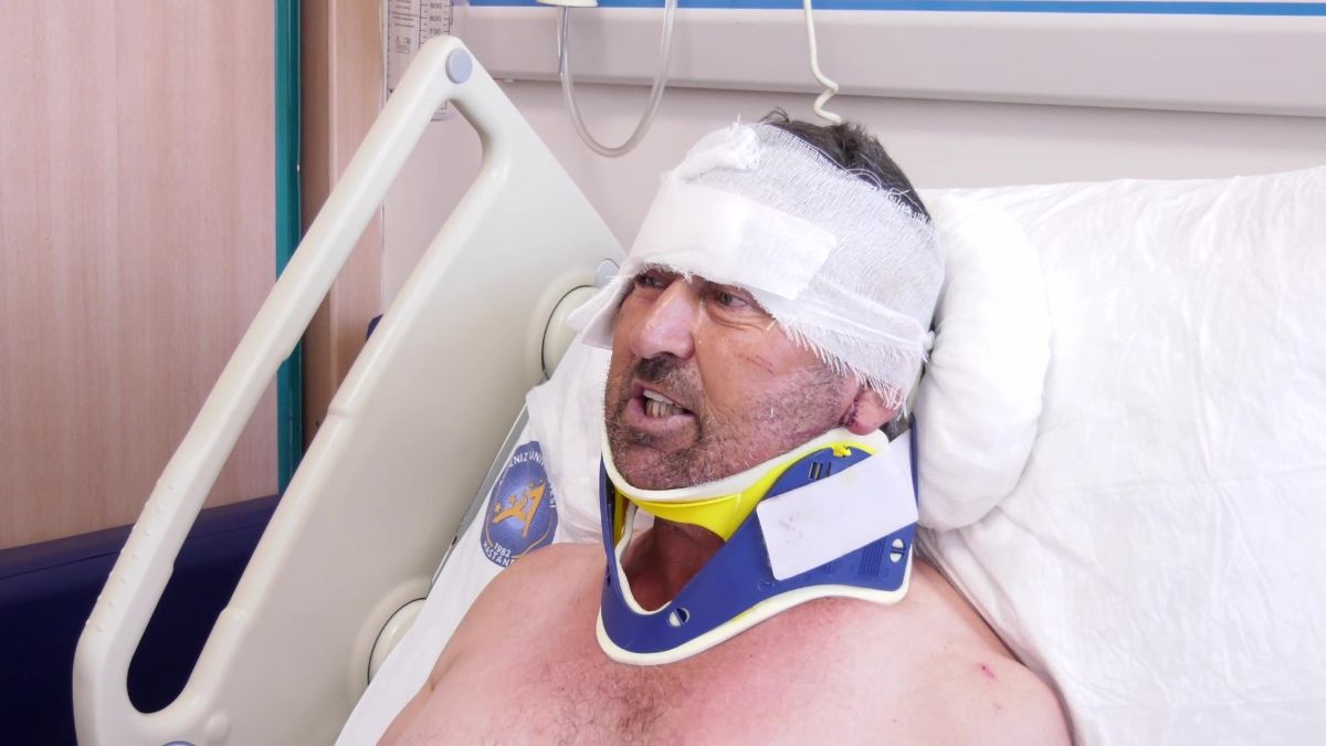 Antalya'da aslan saldırısına uğramıştı: Boğazına sarıldım