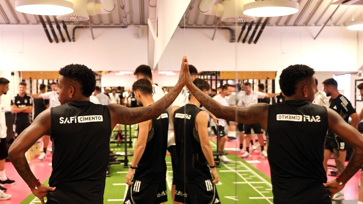 Beşiktaş'ta yeni sezon hazırlıkları devam ediyor