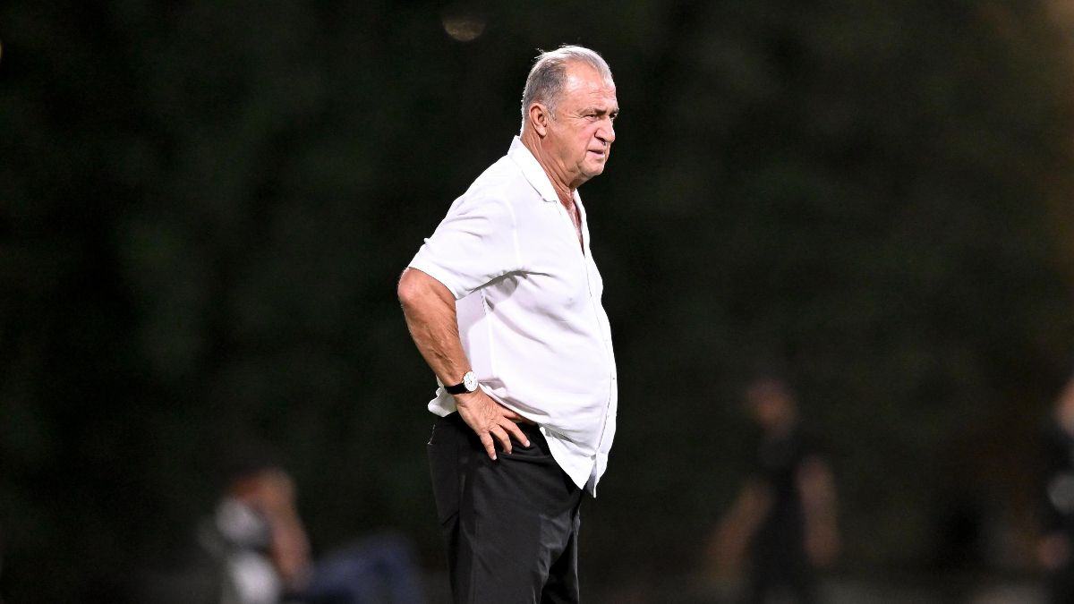 Al Shabab'dan Fatih Terim'e türkülü veda
