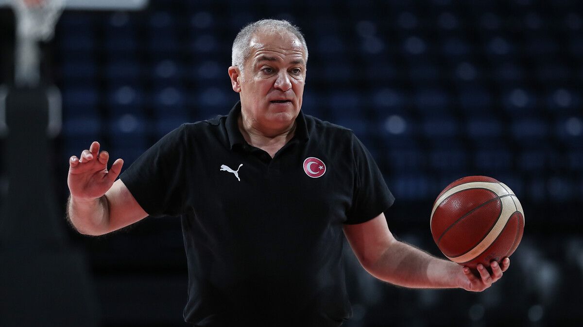 A Milli Kadın Basketbol Takımı'nda Ekrem Memnun dönemi sona erdi