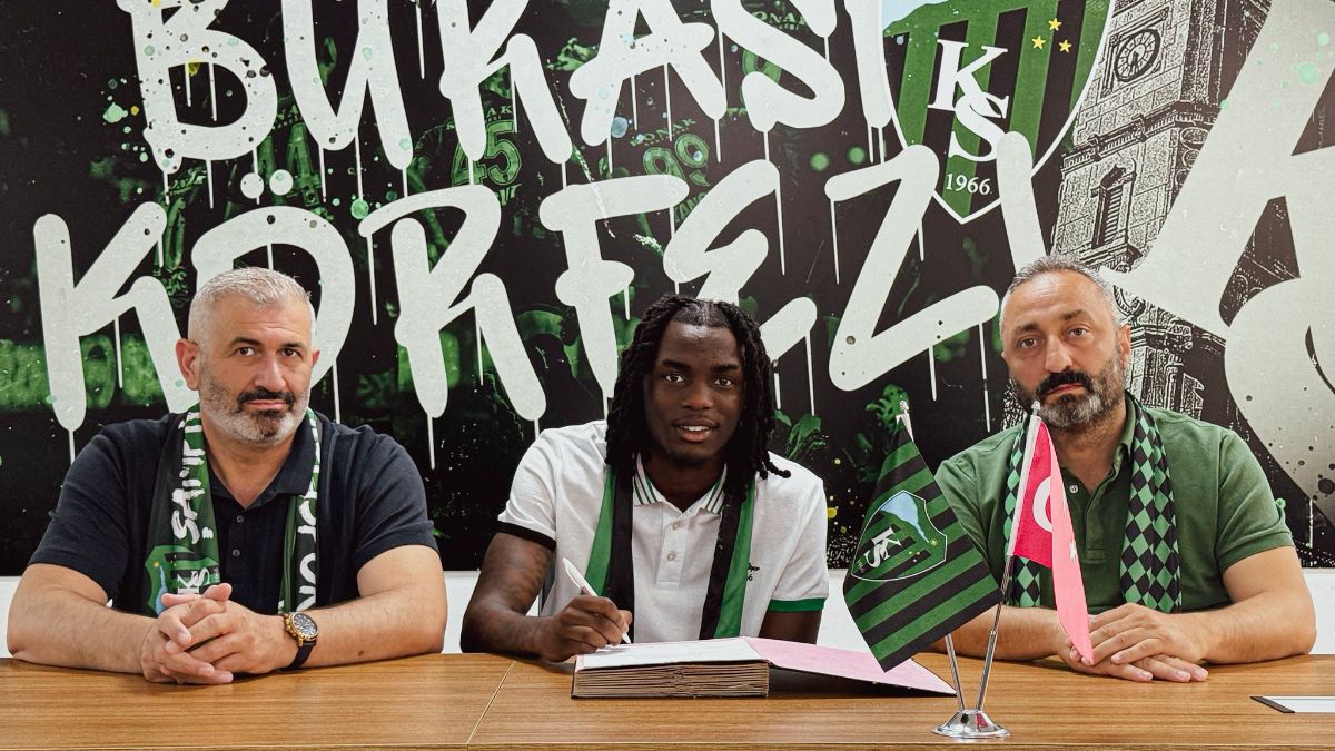 Kocaelispor, Joseph Nonge Boende'ye imzayı attırdı
