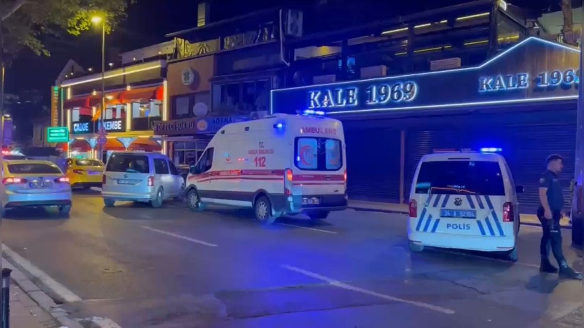 İstanbul'da kafede alacak verecek kavgası: 2 yaralı