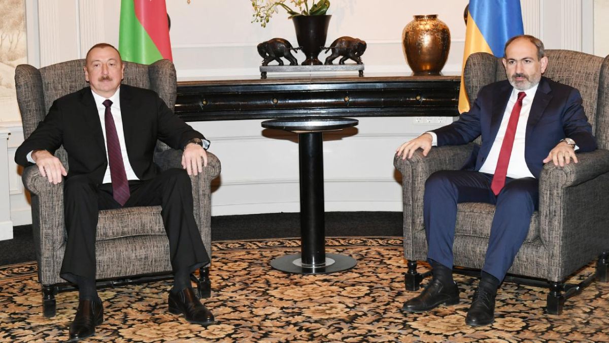 Aliyev ve Paşinyan, barış görüşmeleri kapsamında bir araya gelecek