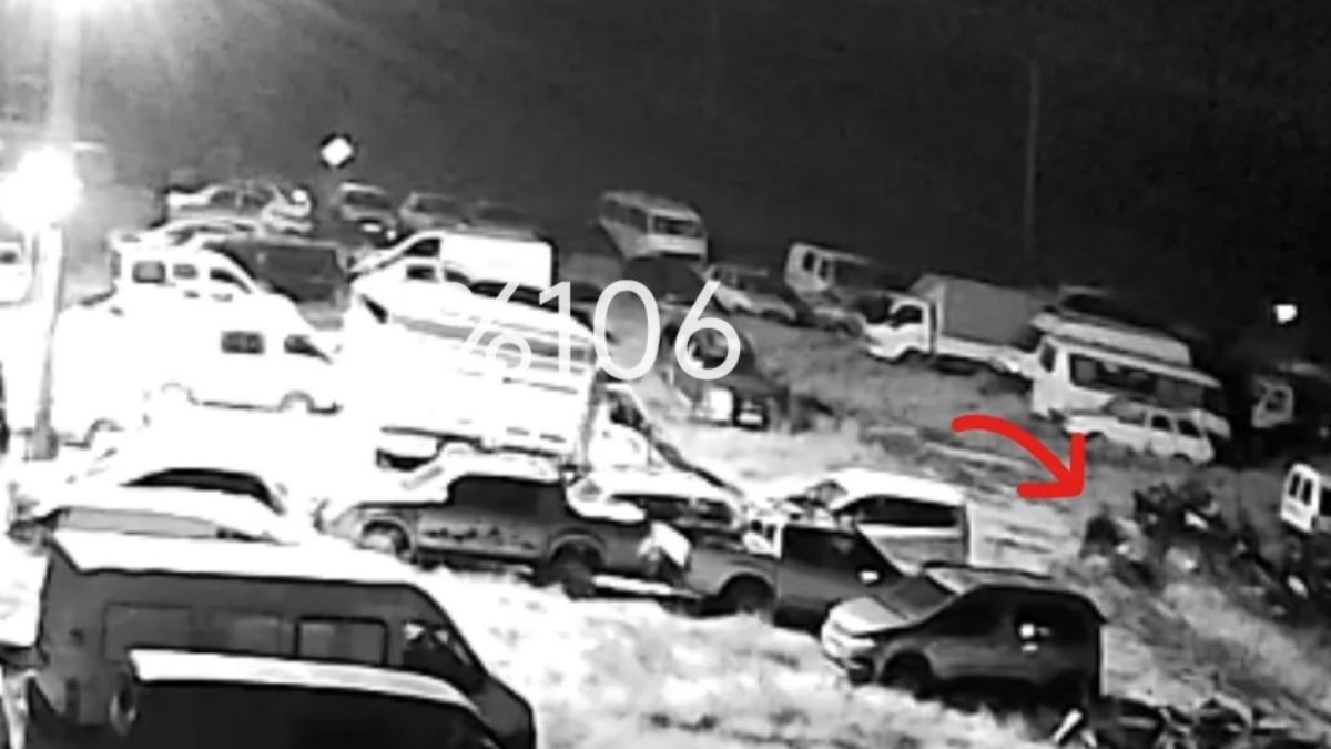 Afyonkarahisar'da yediemin otoparkındaki motosiklet hırsızlığı kamerada