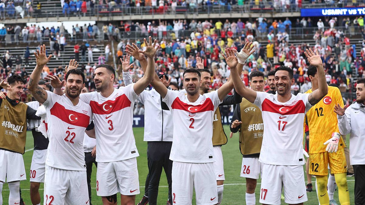 A Milli Futbol Takımı, dünya sıralamasında yerini korudu