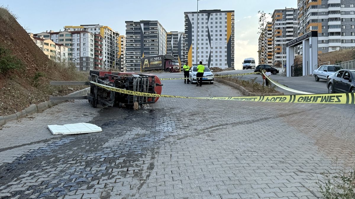 Kırıkkale'de forkliftin altında kalan 16 yaşındaki sürücü öldü