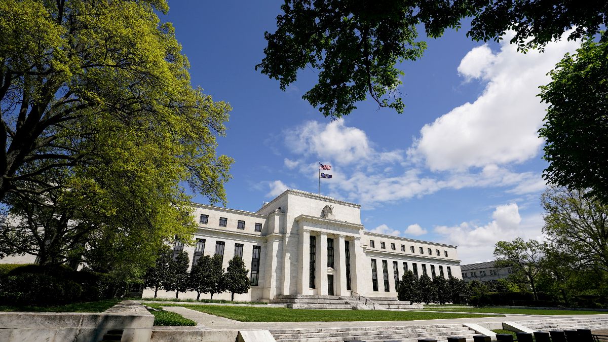 Fed yetkilileri faiz indirimi mesajı verdi