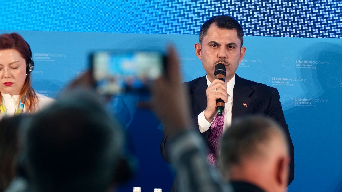 Murat Kurum'dan Ukrayna'ya destek: Türkiye, yeniden inşa tecrübesini paylaşmaya hazır
