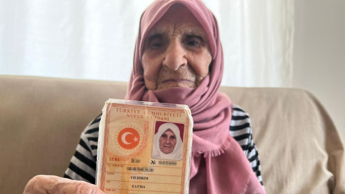 Antalya'da 101 yaşında olan kadın torununun torununu görmeyi başardı