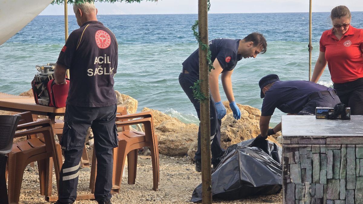 Hatay'da denizde açığa sürüklenen yaşlı adam boğuldu