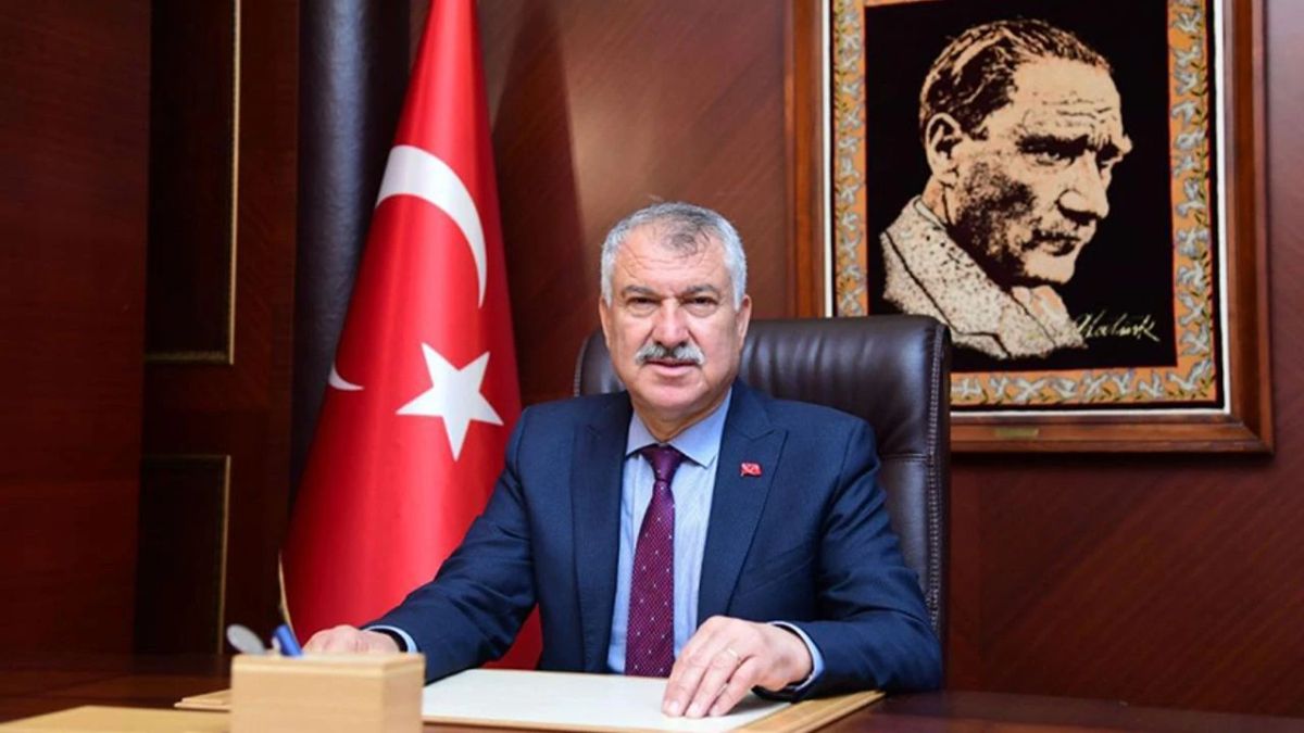 Adana'da Zeydan Karalar yerine başkanvekili seçildi