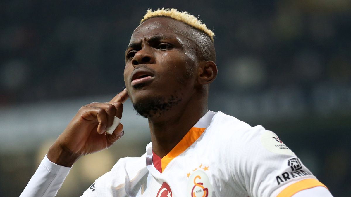 Napoli taraftarından Osimhen'e ağır sözler