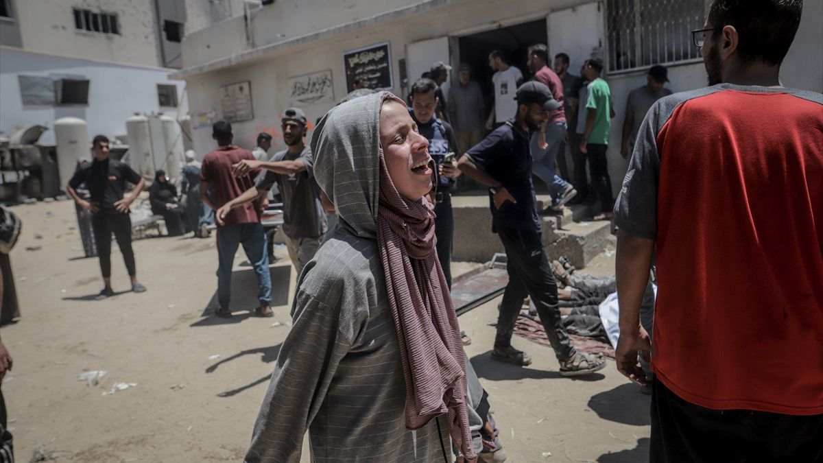 İsrail'in Gazze'ye yönelik saldırılarında 132 Filistinli hayatını kaybetti