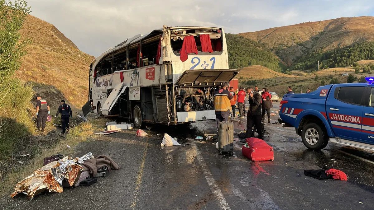 Sivas'ta yolcu otobüsü 4 kişiye mezar olmuştu: Sürücü hakkında karar