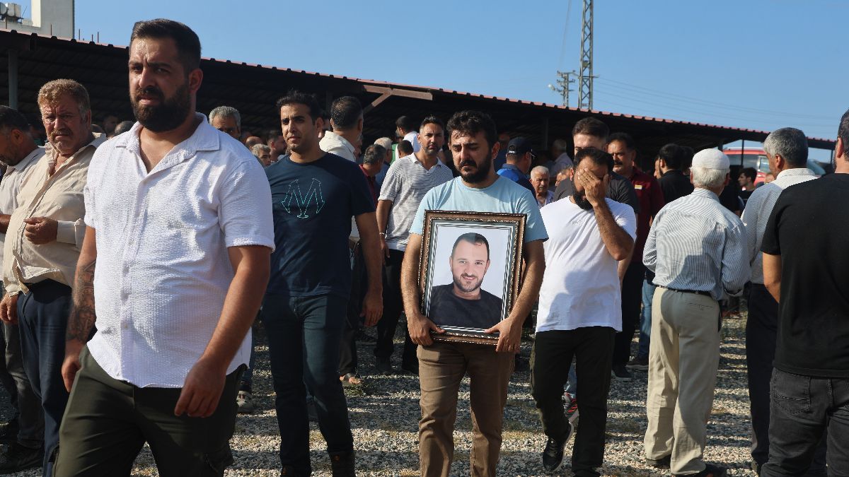 Hatay'da kavgayı ayırmak isterken aldığı bıçak darbesiyle hayatını kaybetti