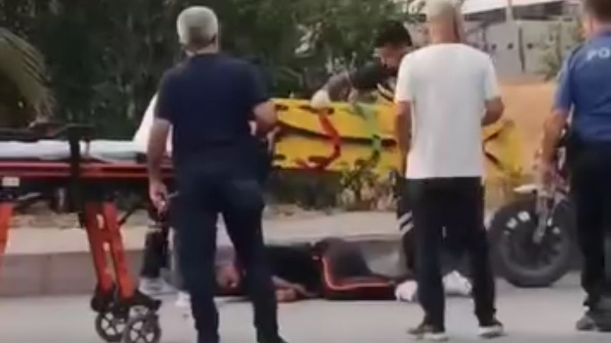 Hatay'da baba, oğlunu sokak ortasında defalarca bıçaklayarak katletti
