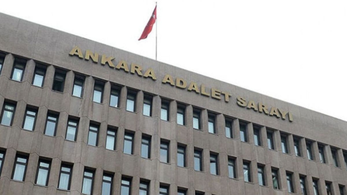 Savcı şifresiyle FETÖ dosyalarını kapattı: Zabıt katibine bin 190 yıl hapis talebi