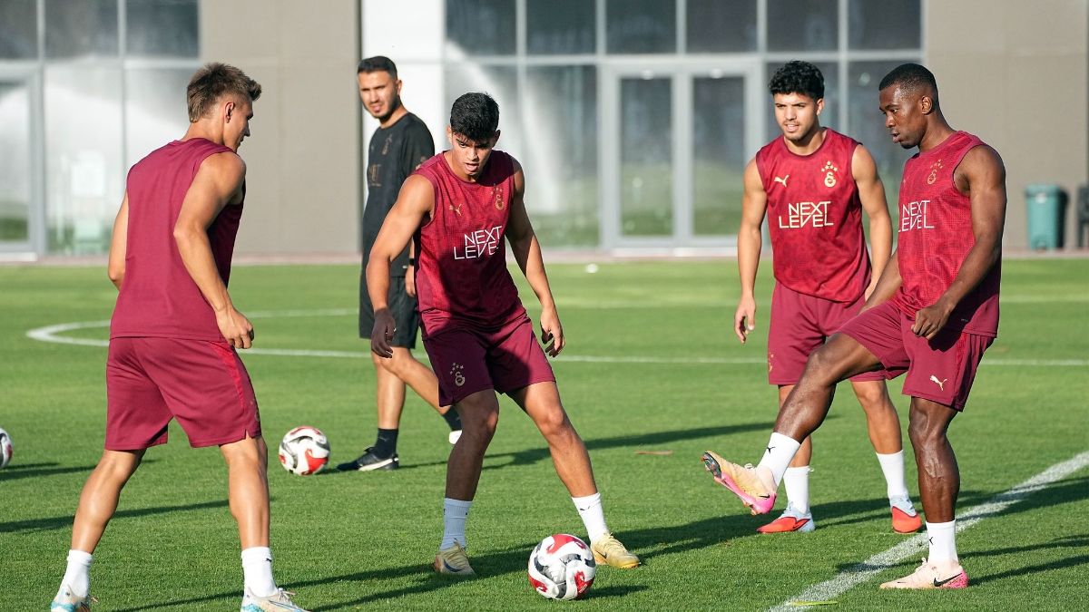 Galatasaray'ın yeni sezon hazırlıkları sürüyor