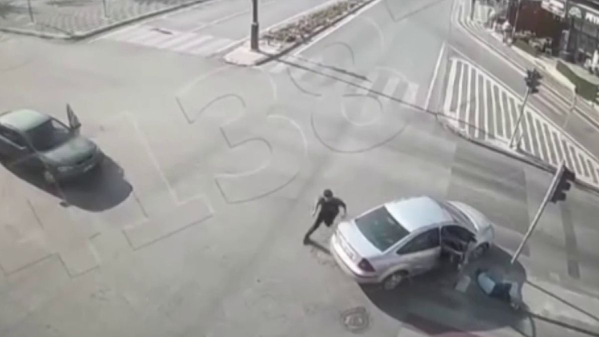 Karaman'da otomobilin çarptığı motosikletin sürücüsü hayatını kaybetti