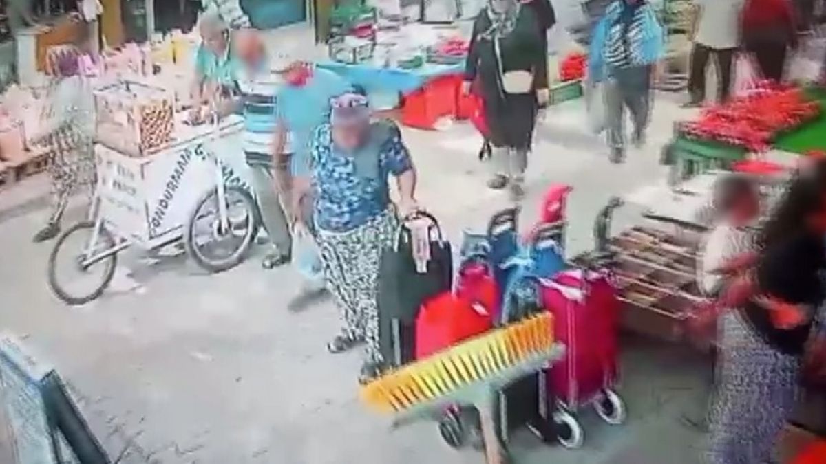 Balıkesir’de pazar arabasını çaldılar