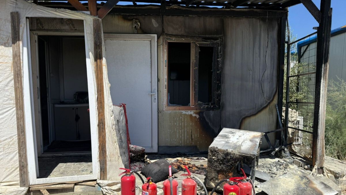 Adıyaman'da üç gün açık bırakılan klima, yangın çıkardı