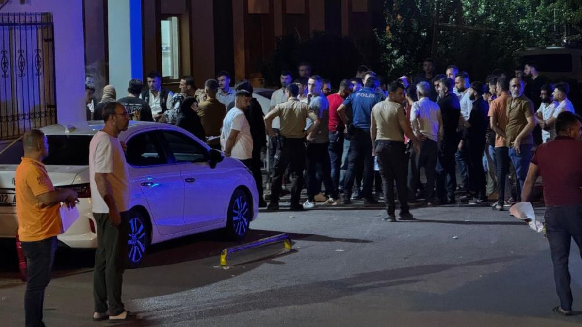 Adıyaman'da sokak ortasında saldırıya uğrayan genç can verdi