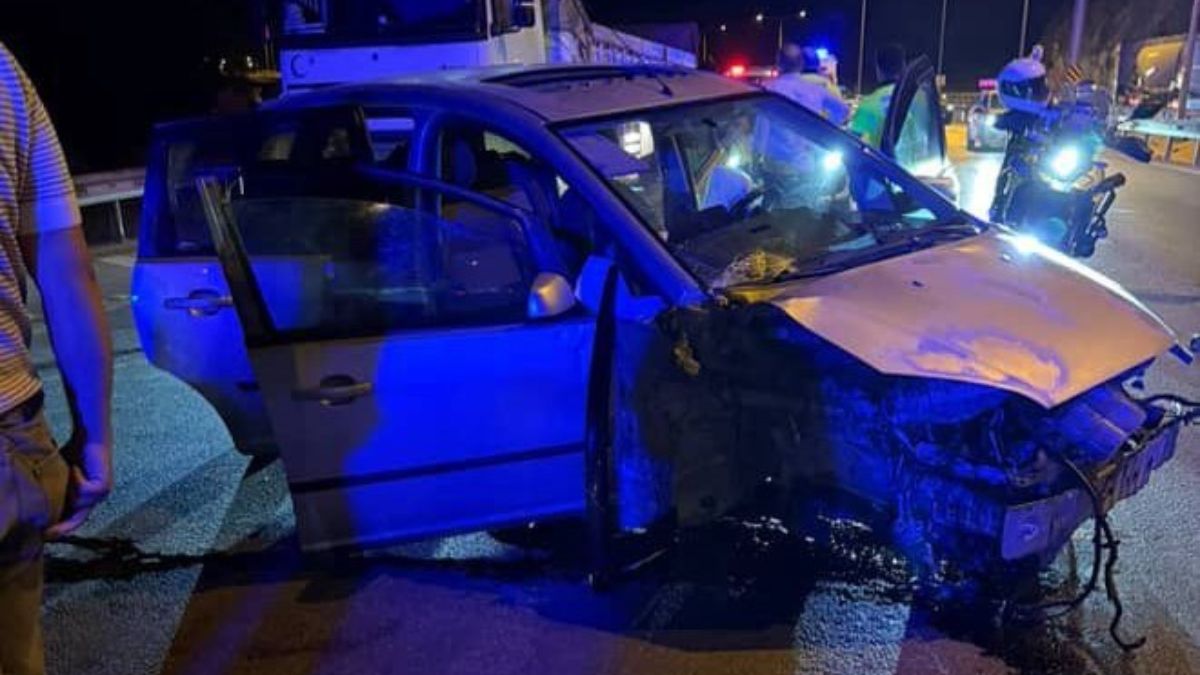 Amasya'da bariyere çarpan otomobildeki 1 kişi öldü