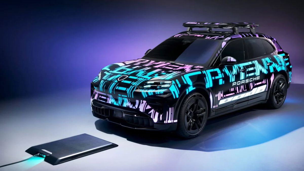 Tamamen elektrikli yeni Porsche Cayenne, kablosuz şarj ile gelecek